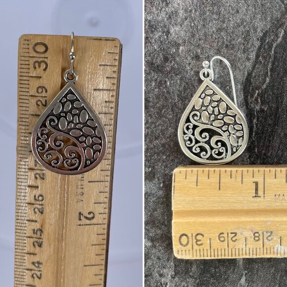 Boho Teardrop Filigree Earrings Intricate Design Dangling Silvertone - Picture 6 of 6
